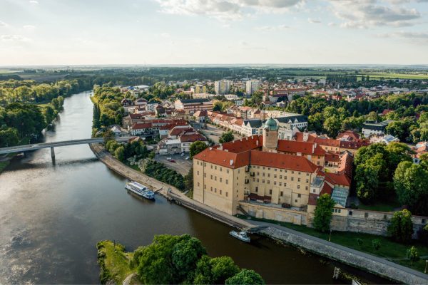 Zámek Poděbrady, Labe