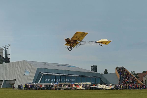 Letecké muzeum Metoděje Vlacha, letadlo