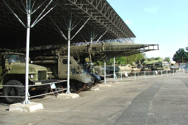 Vojenský historický ústav Praha: Vojenské technické muzeum Lešany, venkovní expozice