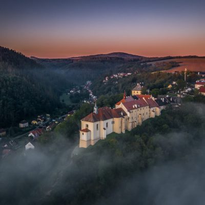 Zámek Nižbor