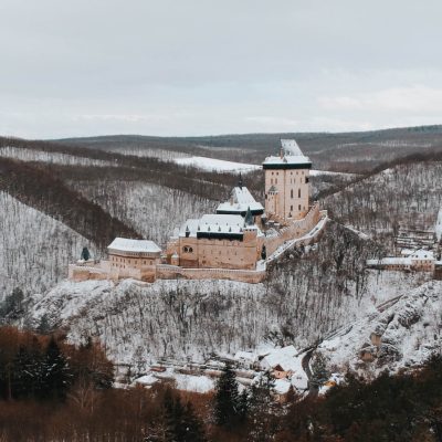 Hrad Karlštejn v zimě