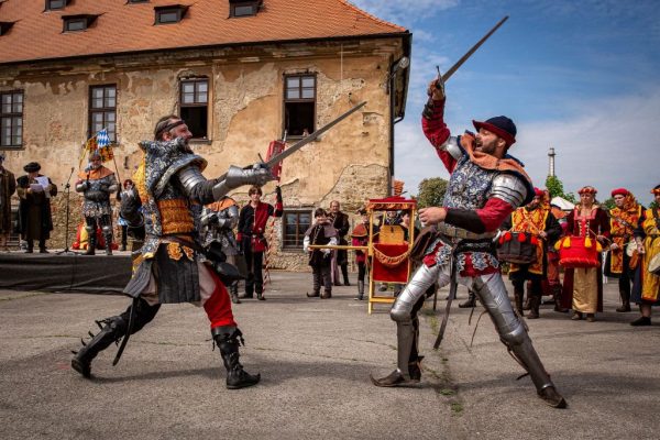 šermířský turnaj, historické slavnosti