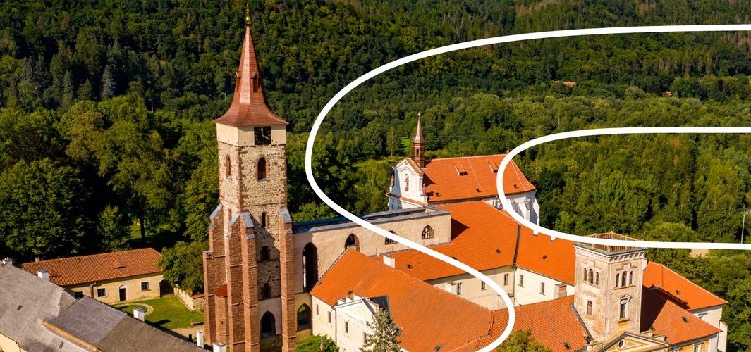 Sázavský klášter z ptačí perspektivy