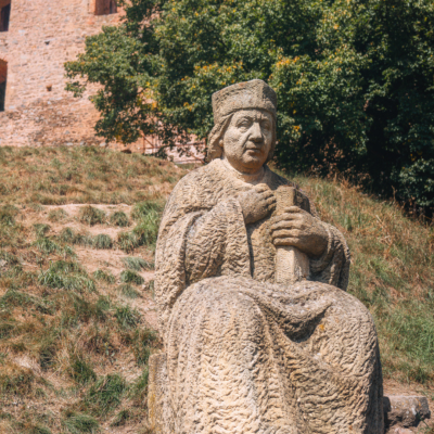 Socha Mistra Jana Husa na hradě Krakovec