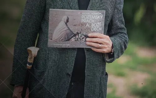 Michal Horáček – Pozemský prach a Boží dech